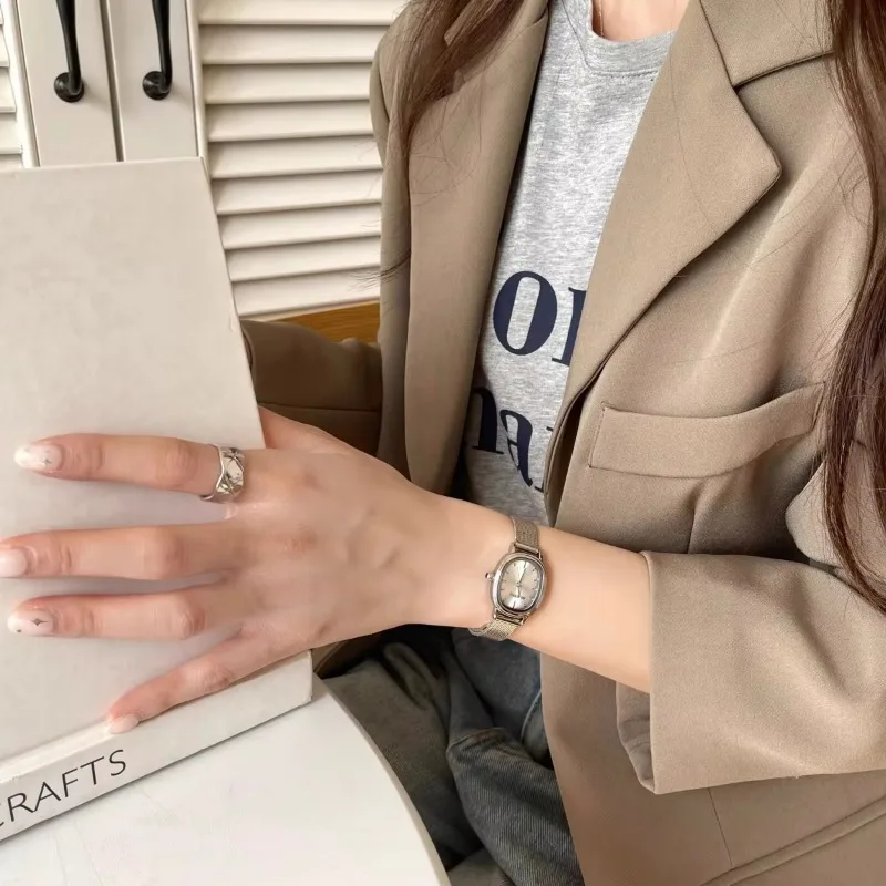 Зеленые часы с маленьким оваль – обзор и цена Jewelry Watches Women